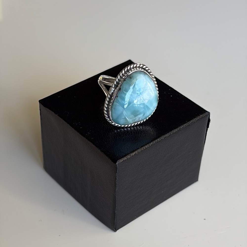 Larimer Silver Ring - image 8